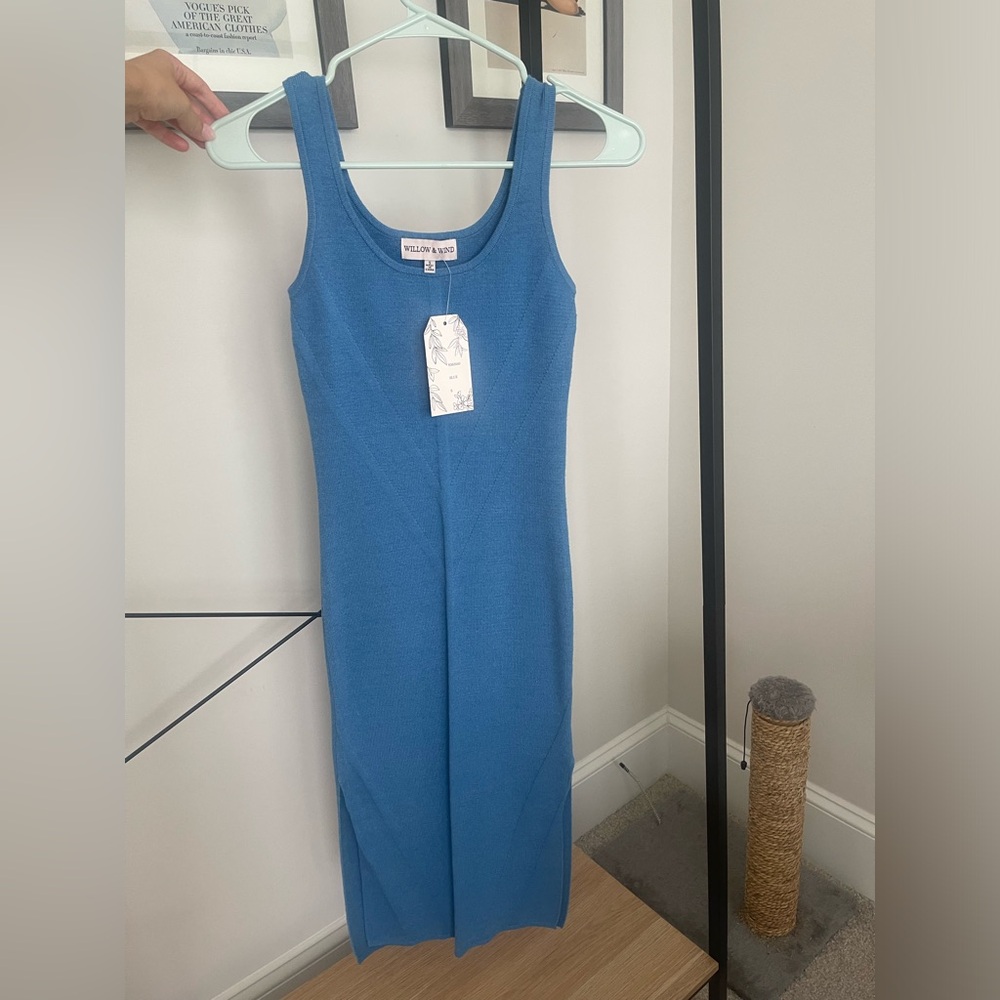 Blue knit bodycon midi dress